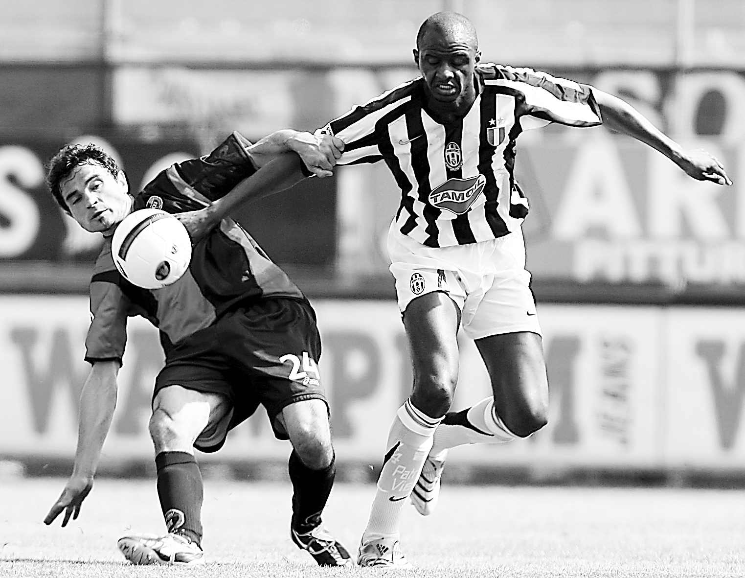 在欧洲足坛 在欧洲足坛