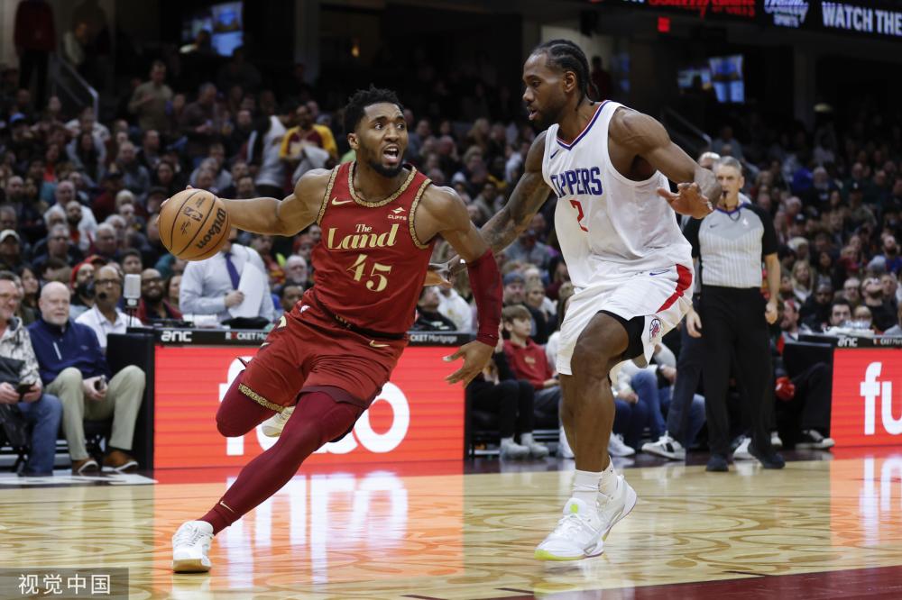 赛场焦点与 赛场焦点与