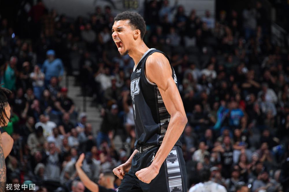 杰出表现 杰出表现